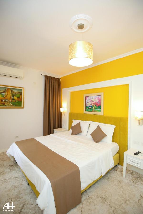 Art Hotel Tirana Exteriör bild