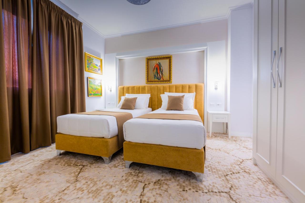 Art Hotel Tirana Exteriör bild