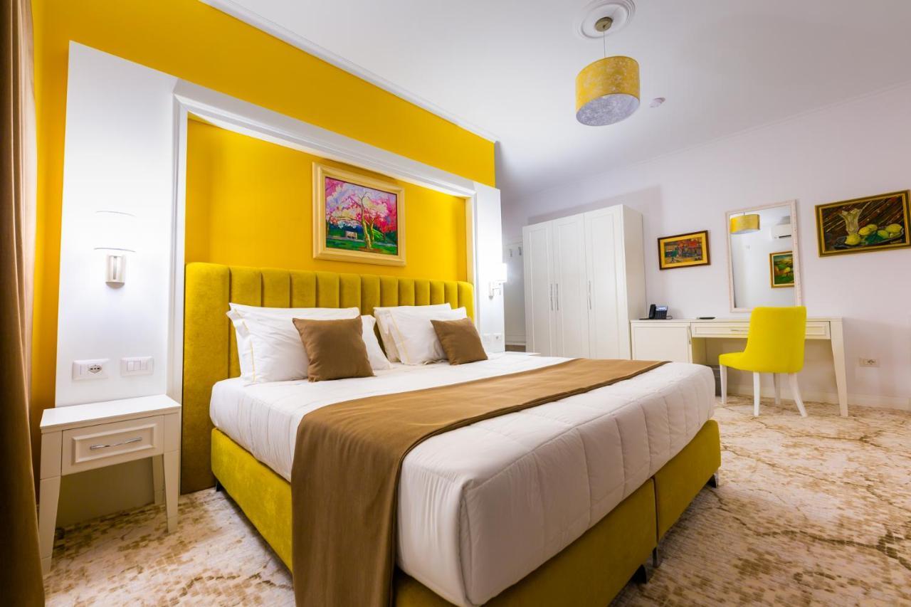 Art Hotel Tirana Exteriör bild