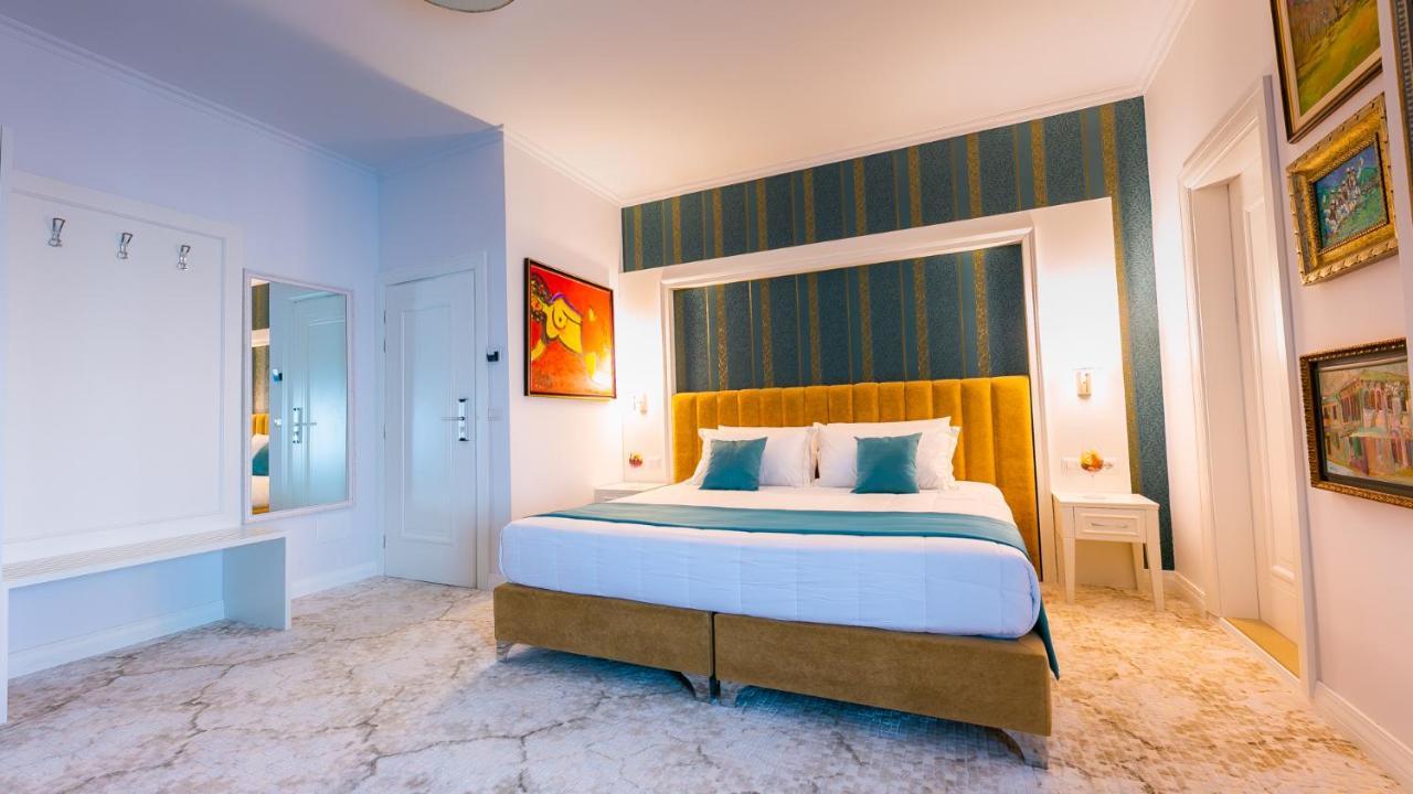 Art Hotel Tirana Exteriör bild